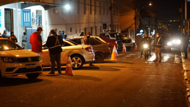 Foto de TRÂNSITO. “Balada Segura” aborda mais de 100 veículos. Três recolhidos e 14 condutores autuados