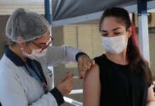 Foto de COVID-19. Confira a agenda de vacinação, entre segunda (17) e sexta-feira (21), em Santa Maria