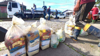 Foto de CIDADE. Prefeitura conclui entrega de quase 700 cestas básicas aos atingidos pela estiagem em SM