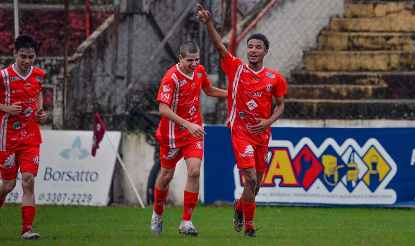 FUTEBOL. Sub-17 do Inter de Santa Maria recebe o Lajeado em 1º jogo da  grande final da “Série A2” - Claudemir Pereira