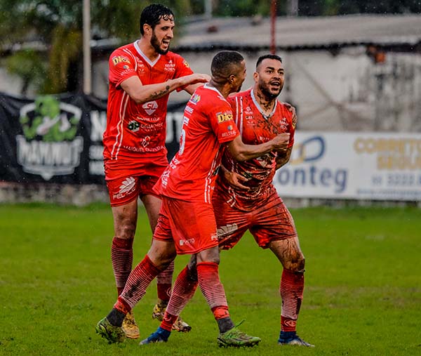 FUTEBOL. Sub-17 do Inter de Santa Maria recebe o Lajeado em 1º jogo da  grande final da “Série A2” - Claudemir Pereira