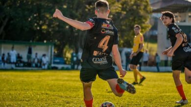 FUTEBOL AMERICANO. Soldiers decide a semifinal da Conferência Sul contra o  Almirantes, em Itajaí, SC - Claudemir Pereira