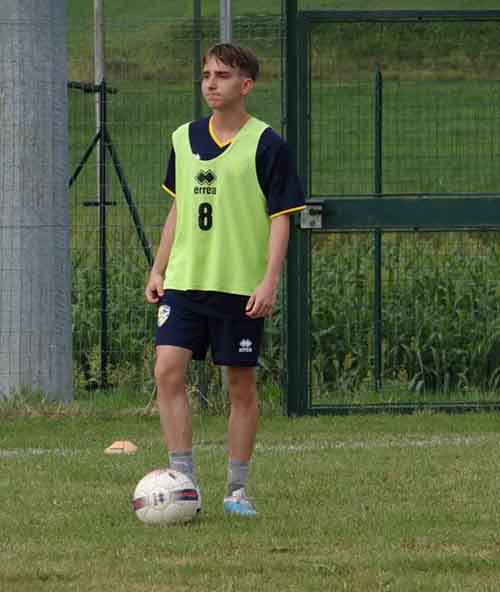 O sonho de ser jogador de futebol no mundo virtual